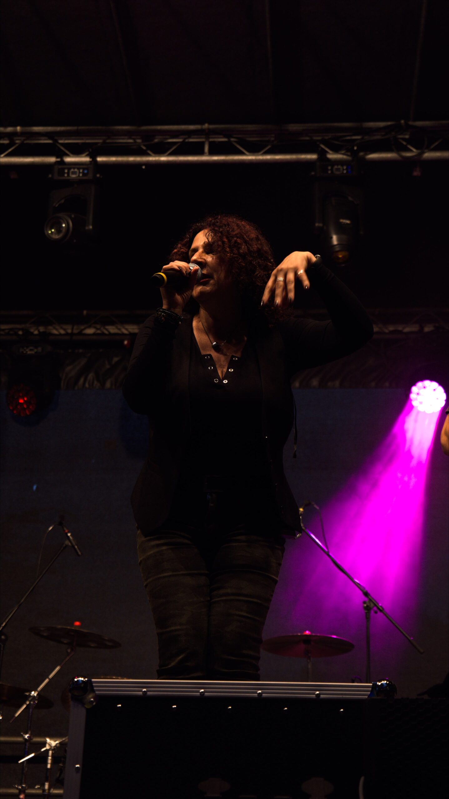 Lilia live am Mikrofon